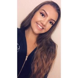 Meet your Posher, Brittni